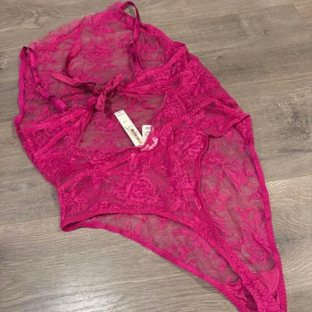 Victorias Secret High Neck Lace Teddy - Picture 5 of 5